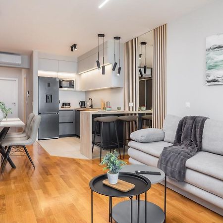 A&N Apartment - Partial Sea View And Free Parking Makarska Kültér fotó